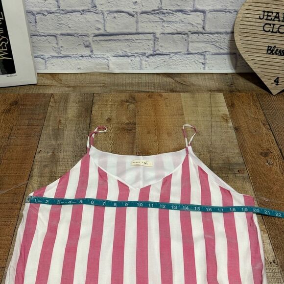 First look striped summer beach maxi dress - Picture 5 of 9